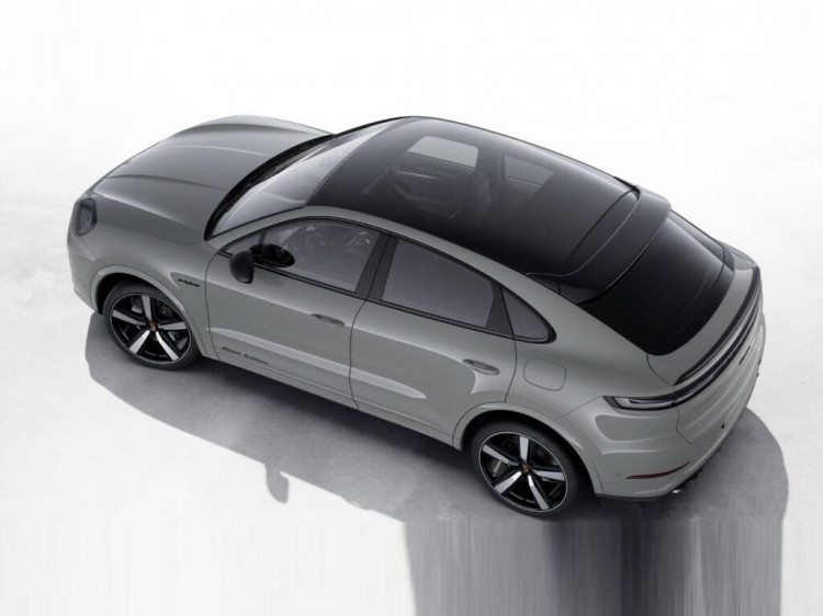 Auto Porsche Cayenne E-Hybrid Coupe Coupe 3.0 e-hybrid Black Edition 5p.ti tiptronic Nuova in vendita presso concessionaria Frav a 134.947&euro; - foto numero 4