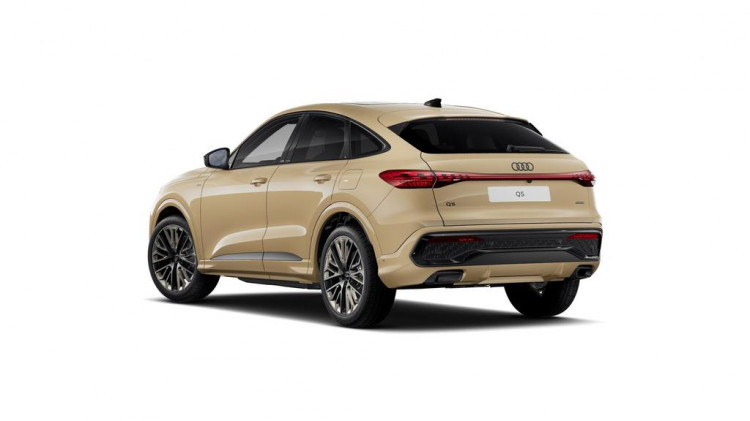 Auto Audi Q5 Sportback Sportback 2.0 e-hybrid S line edition quattro 299cv s-tronic Nuova in vendita presso concessionaria Frav a 93.358&euro; - foto numero 5