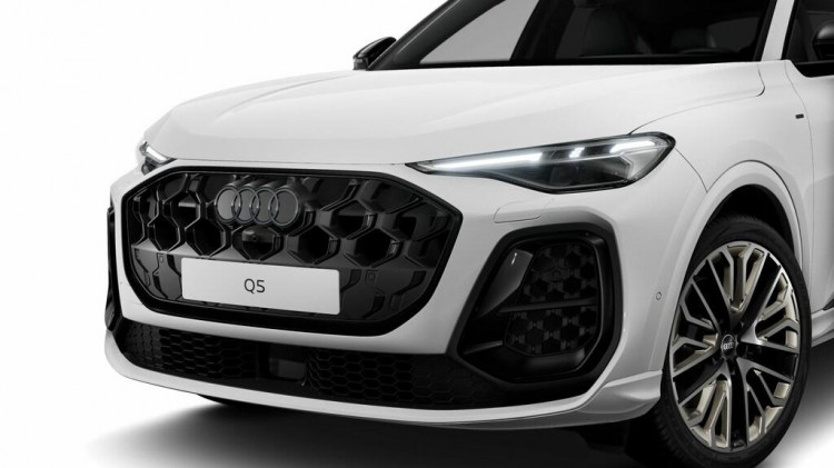 Auto Audi Q5 Sportback Sportback 2.0 e-hybrid S line edition quattro 299cv s-tronic Nuova in vendita presso concessionaria Frav a 91.481&euro; - foto numero 2