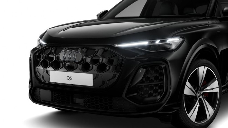 Auto Audi Q5 2.0 e-hybrid S line edition quattro 299cv s-tronic Nuova in vendita presso concessionaria Frav a 94.009&euro; - foto numero 2