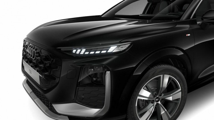 Auto Audi Q3 Sportback Sportback 2.0 tfsi Business quattro 204cv s-tronic Nuova in vendita presso concessionaria Frav a 69.784&euro; - foto numero 2