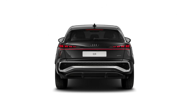 Auto Audi Q3 Sportback Sportback 2.0 tfsi Business quattro 204cv s-tronic Nuova in vendita presso concessionaria Frav a 69.784&euro; - foto numero 4