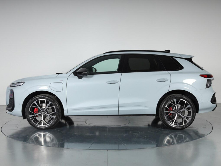 Auto Audi Q3 1.5 e-hybrid Business 272cv s-tronic Nuova in vendita presso concessionaria Frav a 78.007&euro; - foto numero 3