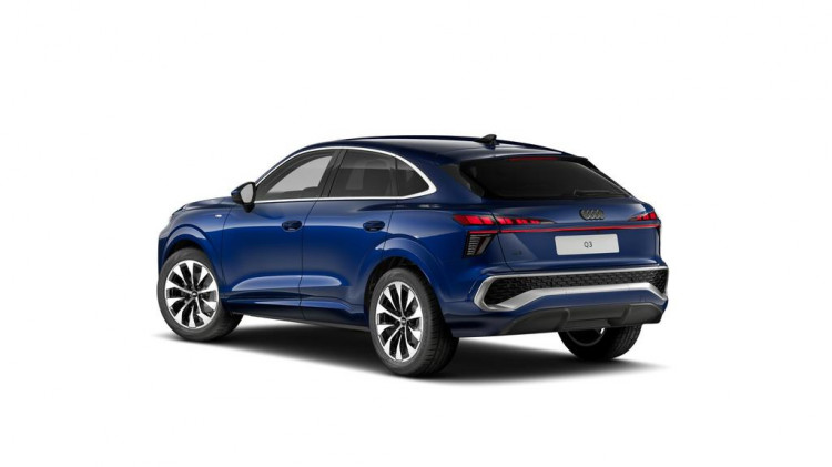 Auto Audi Q3 Sportback Sportback 1.5 tfsi mhev Business 150cv s-tronic Nuova in vendita presso concessionaria Frav a 78.242&euro; - foto numero 5