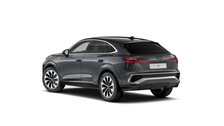Auto Audi Q3 Sportback Sportback 1.5 tfsi mhev Business 150cv s-tronic Nuova in vendita presso concessionaria Frav a 78.242&euro; - foto numero 5