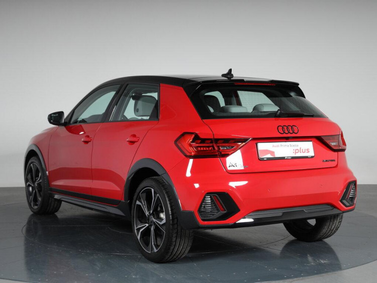 Auto Audi A1 Allstreet allstreet 30 1.0 tfsi Identity Contrast 116cv s tronic Aziendale in vendita presso concessionaria Frav a 30.500&euro; - foto numero 4