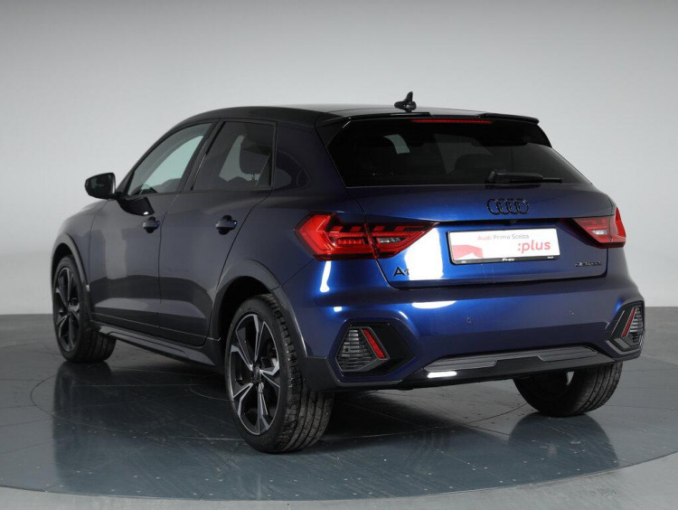 Auto Audi A1 Allstreet allstreet 30 1.0 tfsi Identity Contrast 116cv s tronic Aziendale in vendita presso concessionaria Frav a 29.500&euro; - foto numero 4