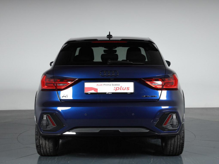 Auto Audi A1 Allstreet allstreet 30 1.0 tfsi Identity Contrast 116cv s tronic Aziendale in vendita presso concessionaria Frav a 29.500&euro; - foto numero 5
