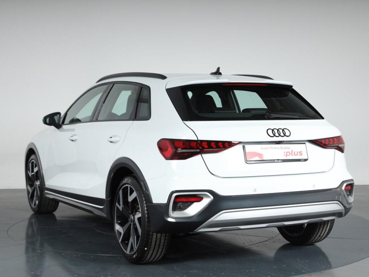 Auto Audi A3 Allstreet allstreet 35 1.5 tfsi mhev Business Advanced s-tronic Km 0 in vendita presso concessionaria Frav a 39.700&euro; - foto numero 4