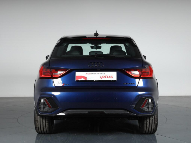 Auto Audi A1 Allstreet allstreet 30 1.0 tfsi Identity Contrast 116cv s tronic Km 0 in vendita presso concessionaria Frav a 33.500&euro; - foto numero 5