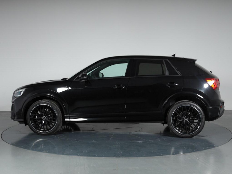 Auto Audi Q2 35 2.0 tdi S line Edition quattro s-tronic Km 0 in vendita presso concessionaria Frav a 46.500&euro; - foto numero 3