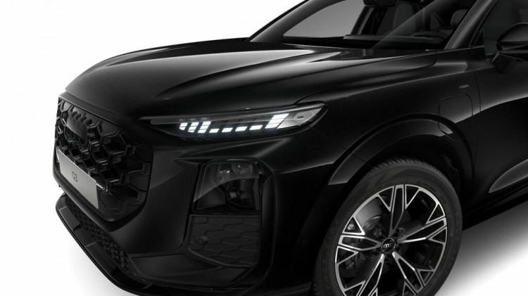 Auto Audi Q3 Sportback Sportback 1.5 e-hybrid S line edition 272cv stronic Nuova in vendita presso concessionaria Frav a 64.968&euro; - foto numero 2