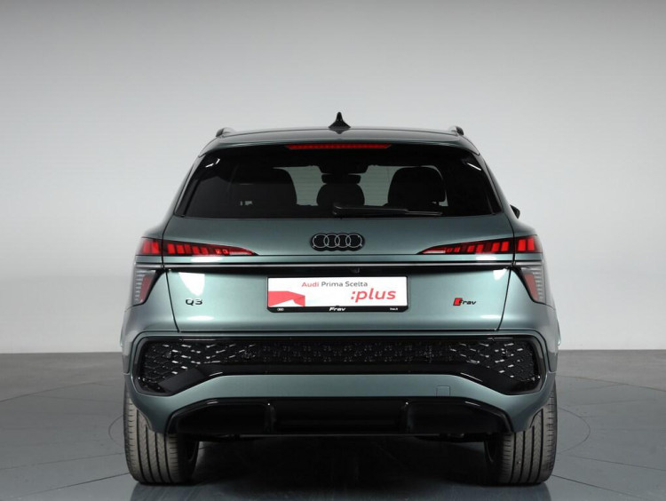 Auto Audi Q3 1.5 e-hybrid S line edition 272cv s-tronic Km 0 in vendita presso concessionaria Frav a 58.500&euro; - foto numero 5