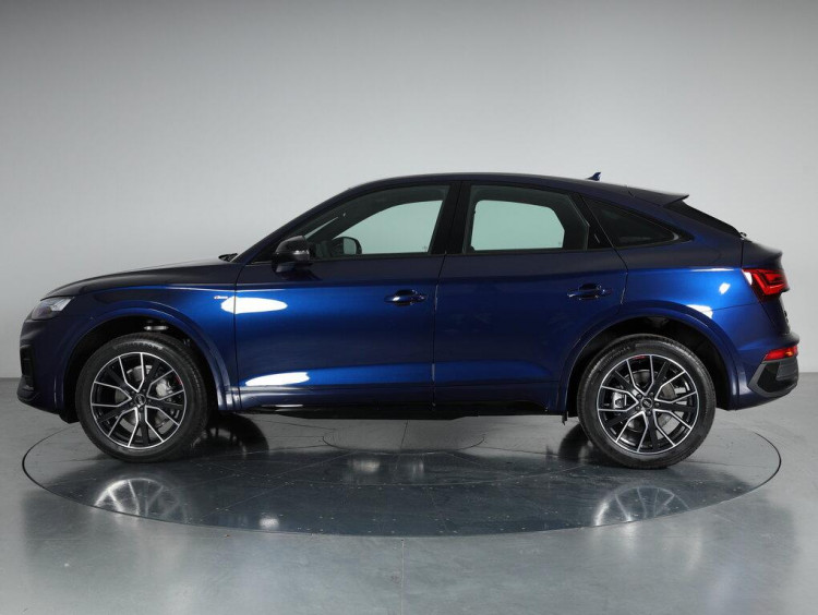 Auto Audi Q5 Sportback Sportback 40 2.0 tdi mhev 12V S line Plus quattro s tronic Usata in vendita presso concessionaria Frav a 63.500&euro; - foto numero 3