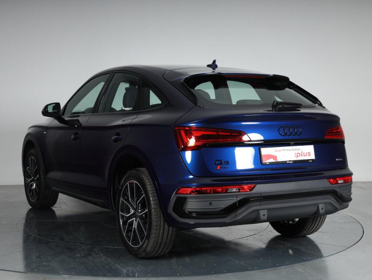 Auto Audi Q5 Sportback Sportback 40 2.0 tdi mhev 12V S line Plus quattro s tronic Usata in vendita presso concessionaria Frav a 63.500&euro; - foto numero 4