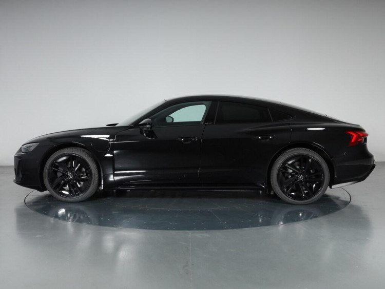 Auto Audi e-tron GT quattro quattro Km 0 in vendita presso concessionaria Frav a 118.000&euro; - foto numero 3