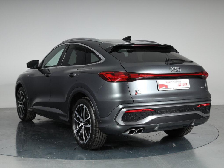 Auto Audi Q5 Sportback Sportback 2.0 tdi mhev+ S line edition quattro 204cv s-tronic Km 0 in vendita presso concessionaria Frav a 83.500&euro; - foto numero 4