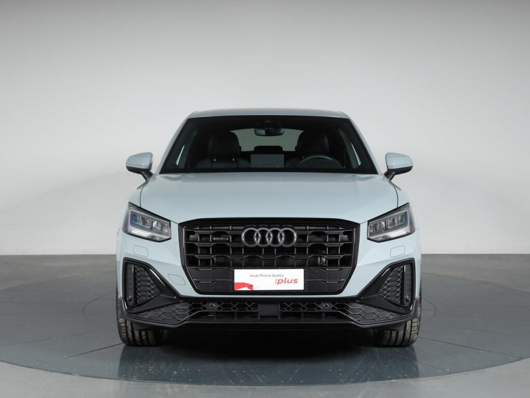 Auto Audi Q2 40 2.0 tfsi S line Edition quattro s-tronic Usata in vendita presso concessionaria Frav a 43.000&euro; - foto numero 2