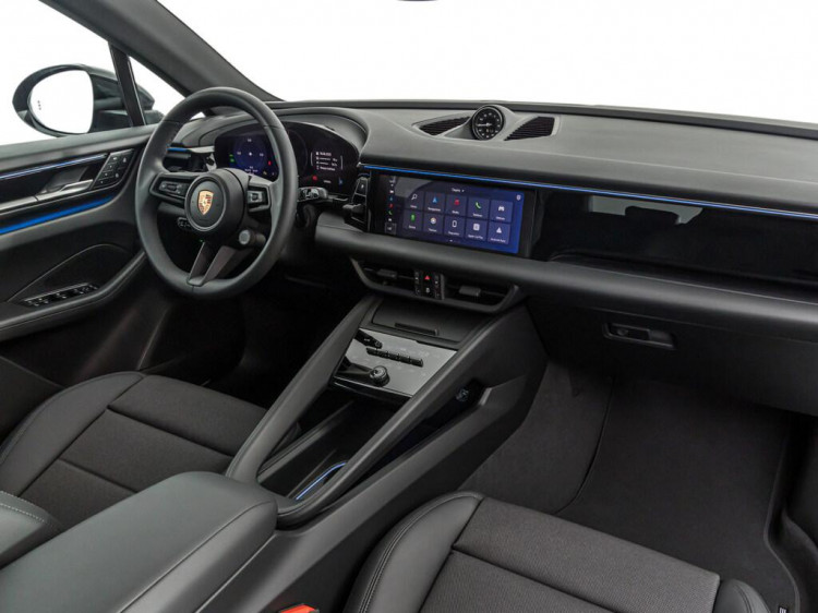 Auto Porsche Macan 4 Electric 4 Aziendale in vendita presso concessionaria Frav a 86.900&euro; - foto numero 4