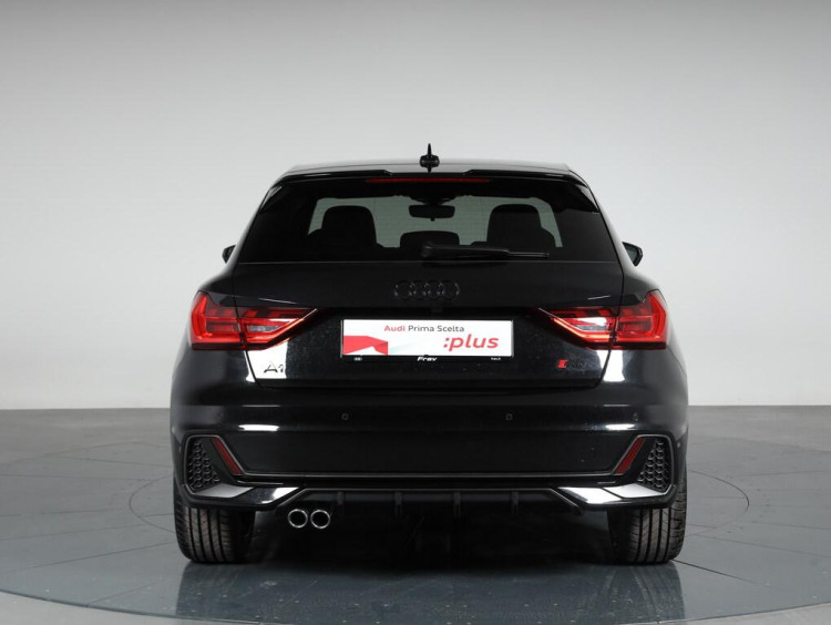 Auto Audi A1 Sportback Sportback 40 2.0 tfsi S Line Edition 207cv s-tronic Km 0 in vendita presso concessionaria Frav a 37.200&euro; - foto numero 5