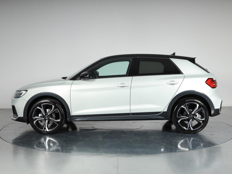 Auto Audi A1 Allstreet allstreet 30 1.0 tfsi Identity Contrast 116cv s tronic Aziendale in vendita presso concessionaria Frav a 29.900&euro; - foto numero 3