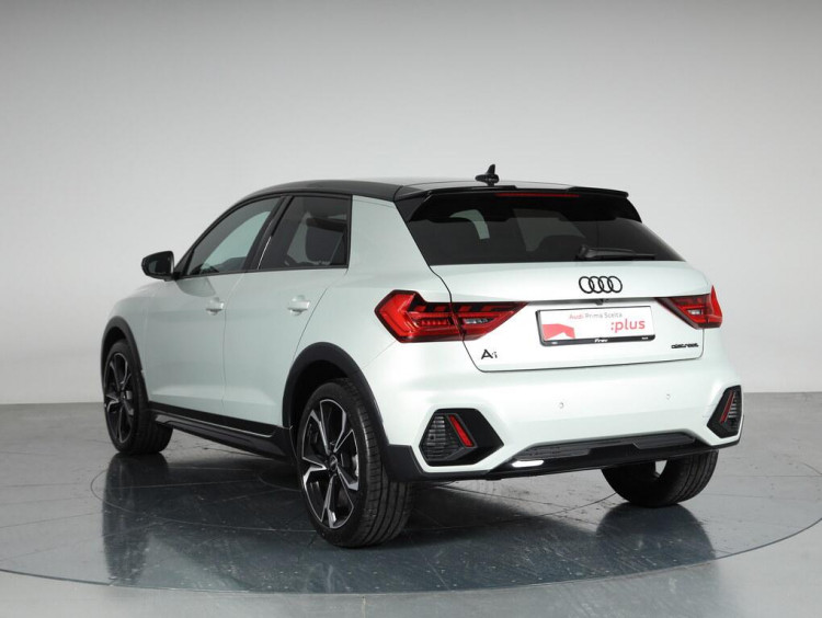 Auto Audi A1 Allstreet allstreet 30 1.0 tfsi Identity Contrast 116cv s tronic Aziendale in vendita presso concessionaria Frav a 29.900&euro; - foto numero 4