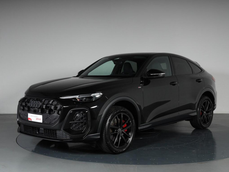 Auto Audi Q5 Sportback Sportback 2.0 tdi mhev+ S line edition quattro 204cv s-tronic Km 0 in vendita presso concessionaria Frav a 78.000&euro; - foto numero 1