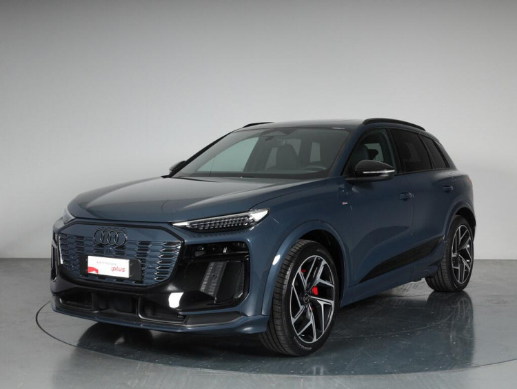 Auto Audi Q6 e-tron S line edition quattro Usata in vendita presso concessionaria Frav a 70.900&euro; - foto numero 1