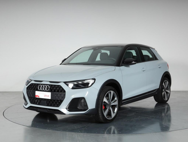 Auto Audi A1 Allstreet Allstreet 30 1.0 tfsi Identity Contrast 110cv s tronic Usata in vendita presso concessionaria Frav a 26.500&euro; - foto numero 1