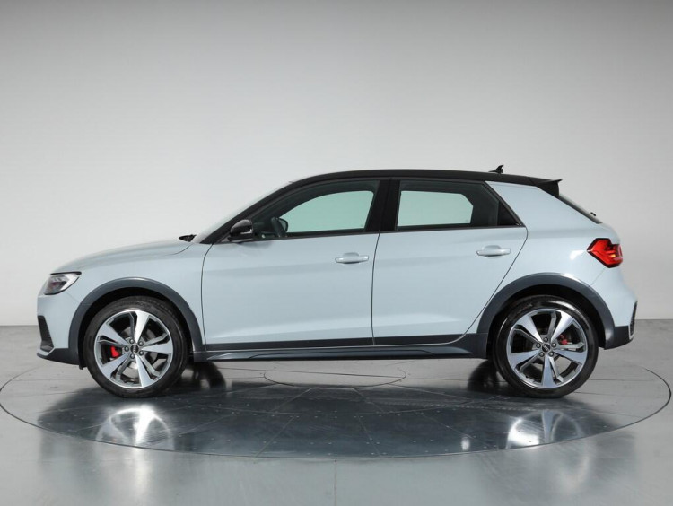 Auto Audi A1 Allstreet Allstreet 30 1.0 tfsi Identity Contrast 110cv s tronic Usata in vendita presso concessionaria Frav a 26.500&euro; - foto numero 3