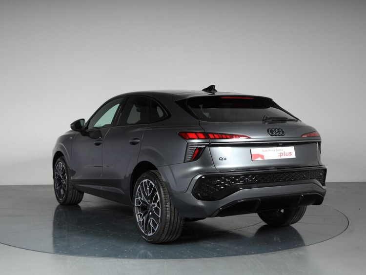 Auto Audi Q3 Sportback 2.0 tdi S line edition 150cv s-tronic Km 0 in vendita presso concessionaria Frav a 62.900&euro; - foto numero 4