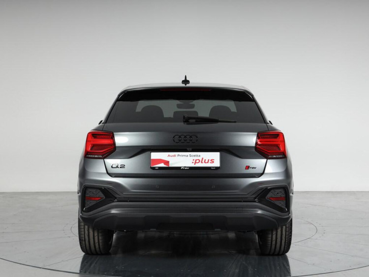 Auto Audi Q2 35 2.0 tdi Identity Black s-tronic Km 0 in vendita presso concessionaria Frav a 43.500&euro; - foto numero 5