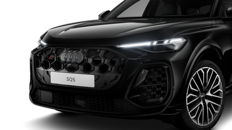 Auto Audi SQ5 3.0 tfsi mhev+ Sport Attitude quattro 367cv s-tronic Nuova in vendita presso concessionaria Frav a 113.318&euro; - foto numero 2