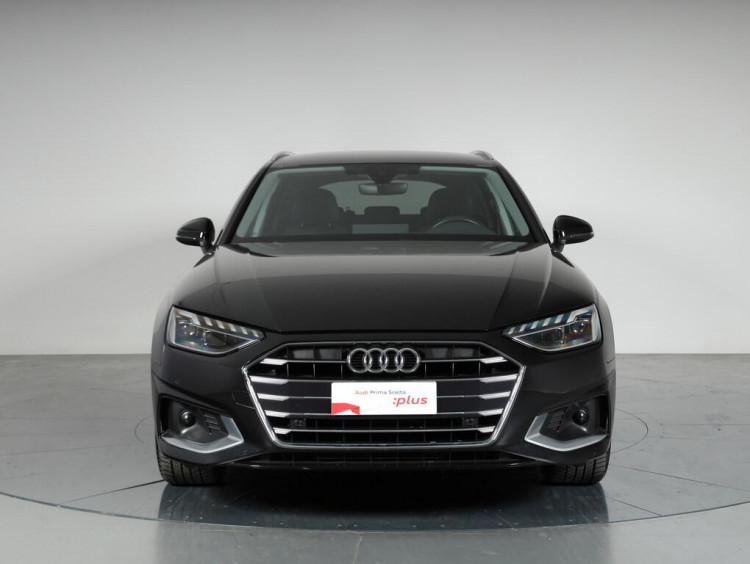 Auto Audi A4 Avant 30 2.0 tdi mhev Business Advanced 136cv s-tronic Usata in vendita presso concessionaria Frav a 28.500&euro; - foto numero 2