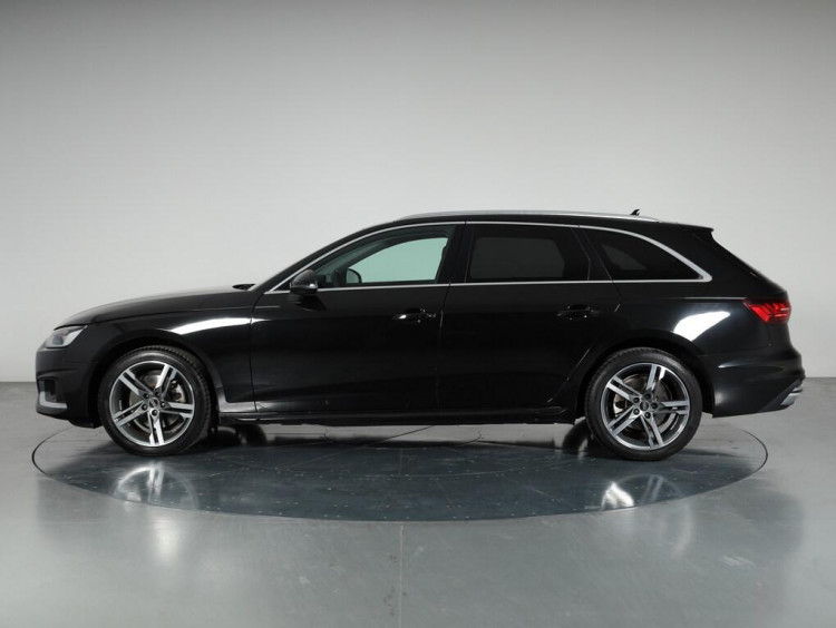 Auto Audi A4 Avant 30 2.0 tdi mhev Business Advanced 136cv s-tronic Usata in vendita presso concessionaria Frav a 28.500&euro; - foto numero 3