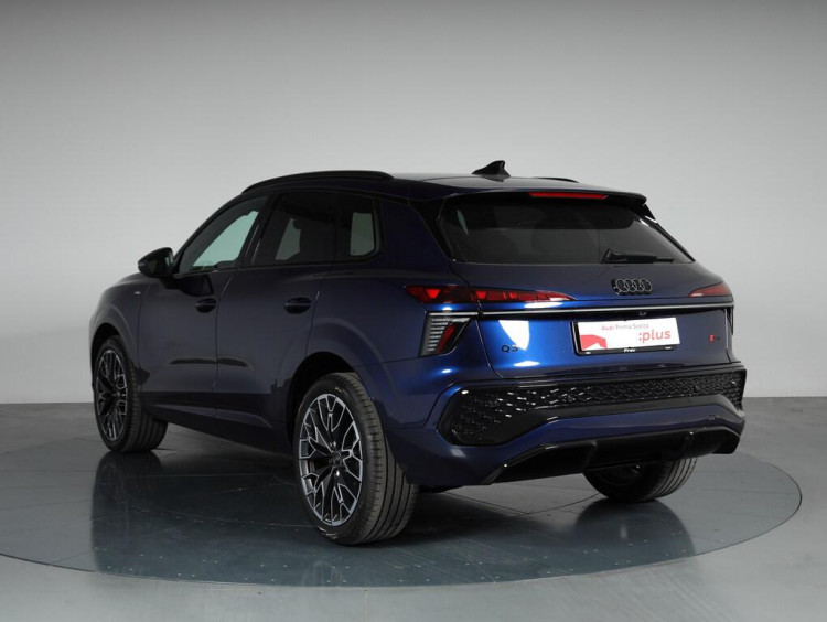 Auto Audi Q3 2.0 tdi S line edition 150cv s-tronic Km 0 in vendita presso concessionaria Frav a 58.900&euro; - foto numero 4