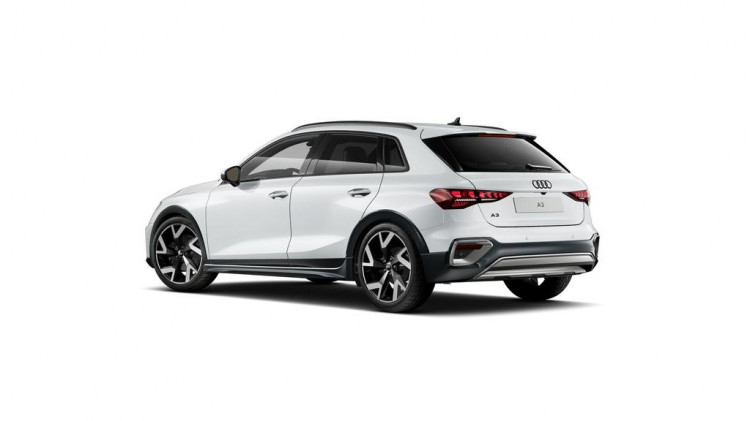 Auto Audi A3 Allstreet allstreet 35 1.5 tfsi mhev Identity Contrast s-tronic Nuova in vendita presso concessionaria Frav a 51.444&euro; - foto numero 5