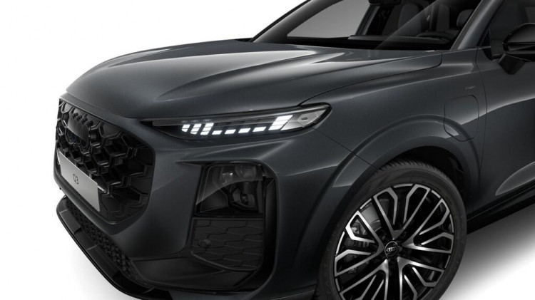 Auto Audi Q3 1.5 e-hybrid S line edition 272cv s-tronic Nuova in vendita presso concessionaria Frav a 68.518&euro; - foto numero 2