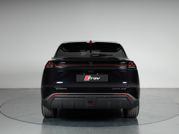 Auto Changan Deepal S07 79,97 kWh Nuova in vendita presso concessionaria Frav a 44.990&euro; - foto numero 5