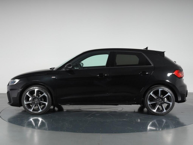 Auto Audi A1 Sportback Sportback 30 1.0 tfsi S Line Edition 116cv s-tronic Aziendale in vendita presso concessionaria Frav a 32.500&euro; - foto numero 3