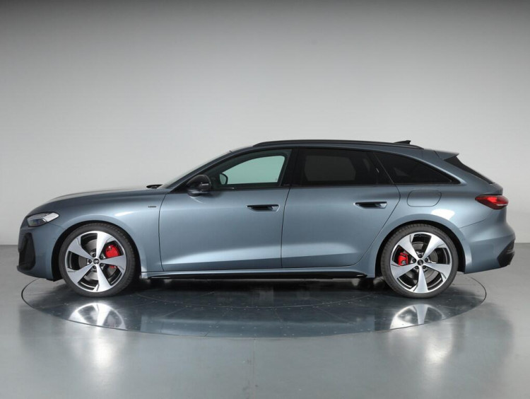 Auto Audi A5 Avant Avant 2.0 e-hybrid S line edition quattro 299cv s-tronic Aziendale in vendita presso concessionaria Frav a 76.000&euro; - foto numero 3