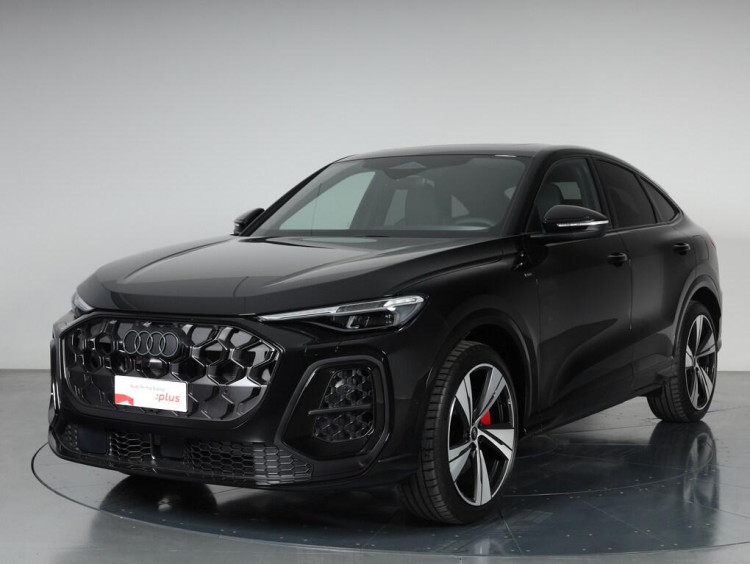Auto Audi Q5 Sportback Sportback 2.0 e-hybrid S line edition quattro 299cv s-tronic Aziendale in vendita presso concessionaria Frav a 84.800&euro; - foto numero 1