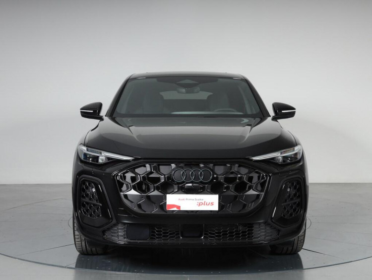 Auto Audi Q5 Sportback Sportback 2.0 e-hybrid S line edition quattro 299cv s-tronic Aziendale in vendita presso concessionaria Frav a 84.800&euro; - foto numero 2