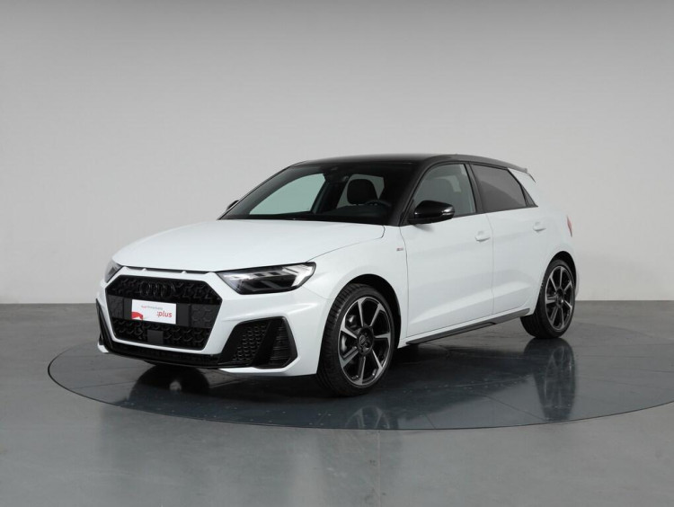 Auto Audi A1 Sportback Sportback 35 1.5 tfsi Identity Black s-tronic Km 0 in vendita presso concessionaria Frav a 35.800&euro; - foto numero 1