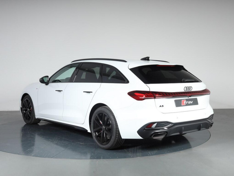 Auto Audi A5 Avant Avant 2.0 tfsi S line edition 204cv s-tronic Km 0 in vendita presso concessionaria Frav a 59.400&euro; - foto numero 4