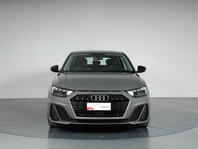 Auto Audi A1 Sportback Sportback 30 1.0 tfsi S Line Edition 110cv Usata in vendita presso concessionaria Frav a 21.900&euro; - foto numero 2