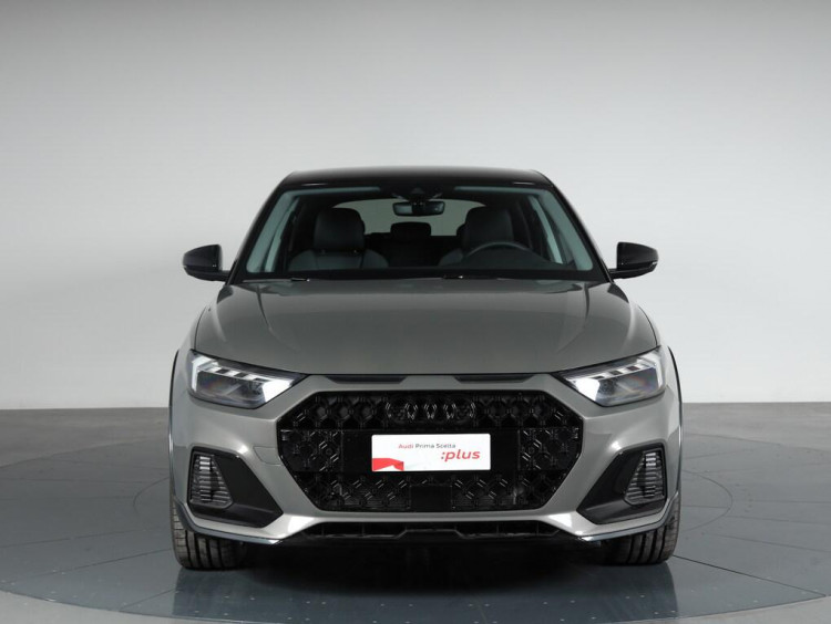 Auto Audi A1 Allstreet allstreet 30 1.0 tfsi Identity Contrast 116cv s tronic Aziendale in vendita presso concessionaria Frav a 33.300&euro; - foto numero 2