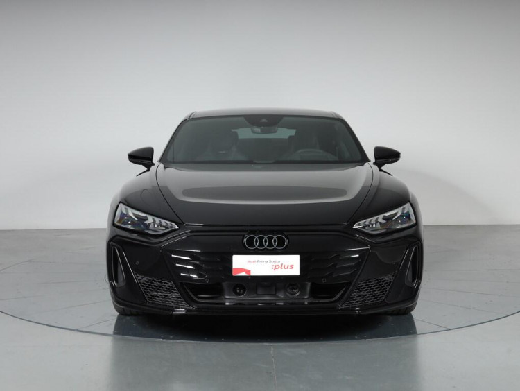 Auto Audi e-tron GT quattro quattro Aziendale in vendita presso concessionaria Frav a 114.000&euro; - foto numero 2