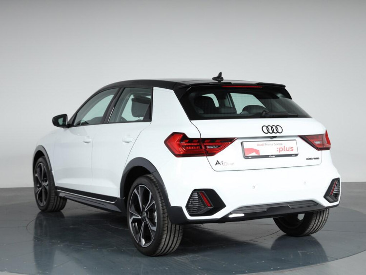 Auto Audi A1 Allstreet allstreet 30 1.0 tfsi Identity Contrast 116cv s tronic Aziendale in vendita presso concessionaria Frav a 32.100&euro; - foto numero 4