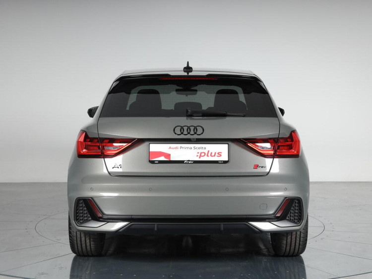 Auto Audi A1 Sportback Sportback 30 1.0 tfsi Identity Black 116cv s-tronic Aziendale in vendita presso concessionaria Frav a 33.800&euro; - foto numero 5